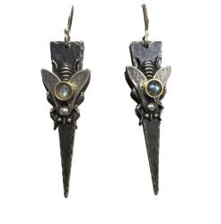 Queen Bee Peridot Earrings by Carlos Montanaro