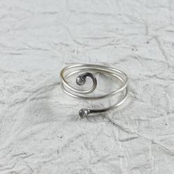 Simple sterling ring by Vicki Davis