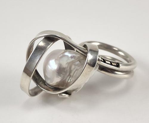 Baroque Pearl and Sterling Ring Size 8.5 by Fred%20Tate